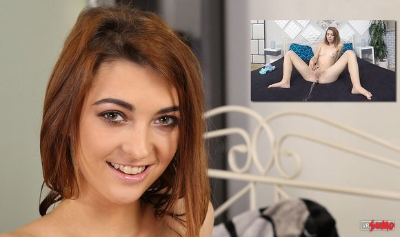 VR Porn Video - Tera Honk Catching Her Pee To Taste It